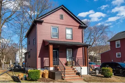 13 Franklin Pl, Wanaque, NJ 07420 - Photo 1