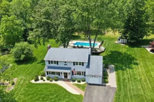 11 Honeyman Dr, Raritan Township, NJ 08822 - Photo 1