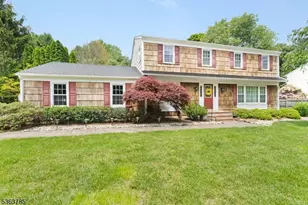 28 Douglas Dr, Washington Township, NJ 07853 - Photo 1
