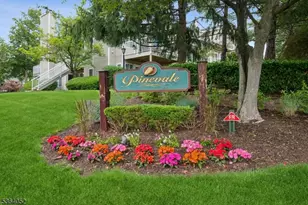 4 Ray Ct, Bedminster Township, NJ 07921 - Photo 1