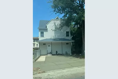 82 Montgomery Avenue, Newark, NJ 07108 - Photo 2