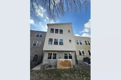 465 Hawthorne Avenue, Newark, NJ 07112 - Photo 32