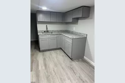 676 E 24th St, Paterson, NJ 07504 - Photo 10