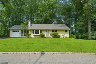 89 Fieldcrest Rd, Parsippany, NJ 07054 - Photo 1