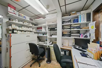 11 Vernon Ave, Hamburg, NJ 07419 - Photo 12