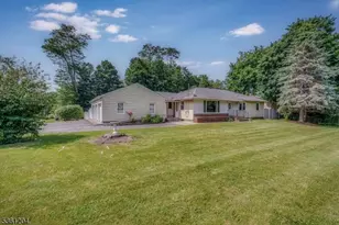 260 Munsonhurst Rd, Franklin, NJ 07416 - Photo 1