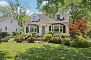 29 Union Ave, New Providence, NJ 07974 - Photo 1