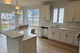 77 Norton Rd, Hillsborough Township, NJ 08844 - Photo 4