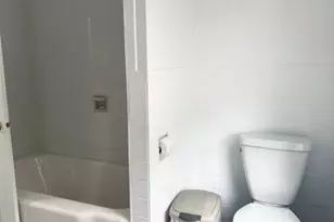 53 Hille Pl, Ridgefield, NJ 07660 - Photo 8