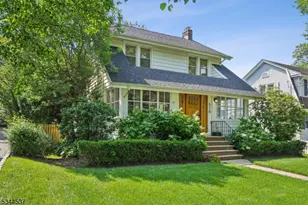 516 Hillcrest Ave, Westfield, NJ 07090 - Photo 1