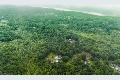 19 Lourdes Ct, Andover Township, NJ 07821 - Photo 6