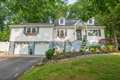 40 Lake Dr, Wayne, NJ 07470 - Photo 1