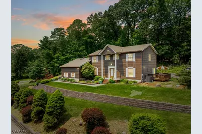 624 Sandra Dr, Mount Arlington, NJ 07850 - Photo 1