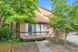 118 Bluebird Dr, Hillsborough Township, NJ 08844 - Photo 1