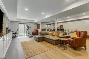 302 Tiffany Wy, Watchung, NJ 07069 - Photo 26