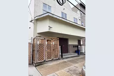 74 Walnut St, Newark, NJ 07102 - Photo 2