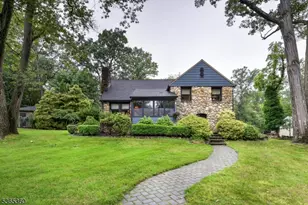 99 Chestnut Dr, Wayne, NJ 07470 - Photo 1