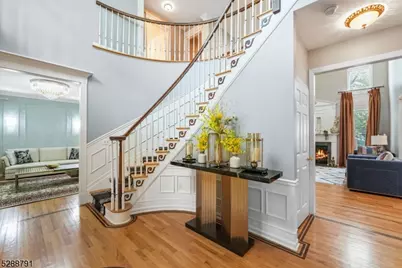 301 Berkley Ave, Montgomery Township, NJ 08502 - Photo 4