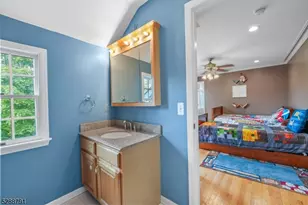 301 Berkley Ave, Montgomery Township, NJ 08502 - Photo 36