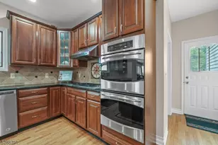 301 Berkley Ave, Montgomery Township, NJ 08502 - Photo 24