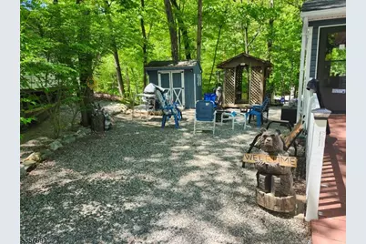 30 Hemlock Vlg, Vernon Twp., NJ 07461 - Photo 2