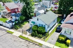 10-12 Medbourne Ave, Irvington, NJ 07111 - Photo 16