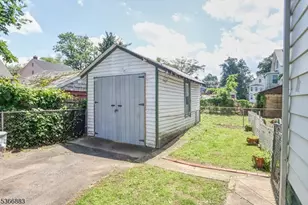 10-12 Medbourne Ave, Irvington, NJ 07111 - Photo 12