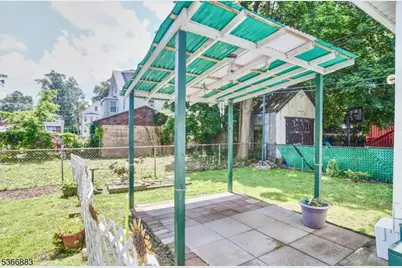 10-12 Medbourne Ave, Irvington, NJ 07111 - Photo 10