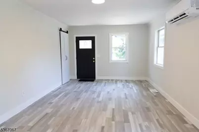 4 Bear Pond Trl, Hopatcong, NJ 07821 - Photo 4