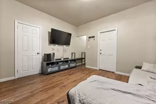 78 Willoughby St, Newark, NJ 07112 - Photo 6