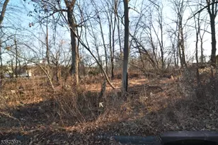 12 Corcoran St, Flemington, NJ 08822 - Photo 2