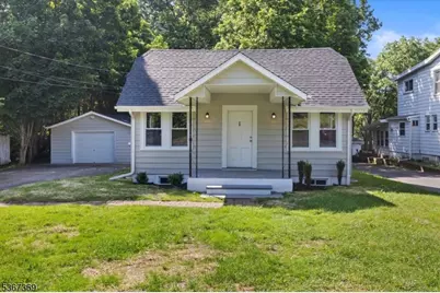 29 S Hillside Ave, Roxbury Township, NJ 07876 - Photo 1