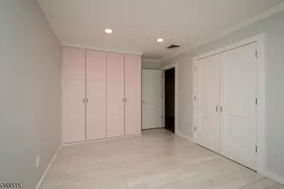 34 Lincoln St, Roseland, NJ 07068 - Photo 24