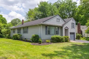 126 Hickson Dr, New Providence, NJ 07974 - Photo 1