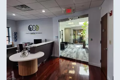 187 Washington Ave, Nutley, NJ 07110 - Photo 4