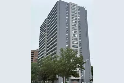 285 Aycrigg Ave #20C, Passaic, NJ 07055 - Photo 1