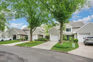 92 Hagerman Ct, Bridgewater, NJ 08807 - Photo 1