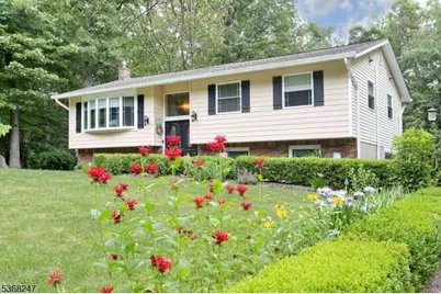 110 Fieldstone Dr, Ringwood, NJ 07456 - Photo 1