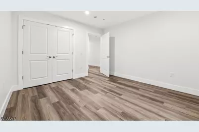 180 Carroll St, Paterson, NJ 07501 - Photo 28