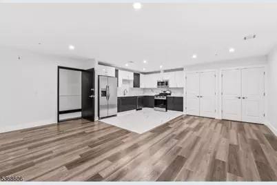 180 Carroll St, Paterson, NJ 07501 - Photo 10