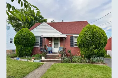 118 Ploch Rd, Clifton, NJ 07013 - Photo 1