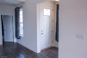 601 Charleston Dr, Monroe Township, NJ 08831 - Photo 6