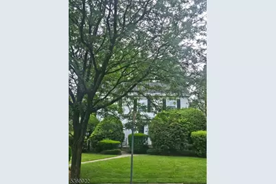 25 Pleasant Ave, Passaic, NJ 07055 - Photo 1