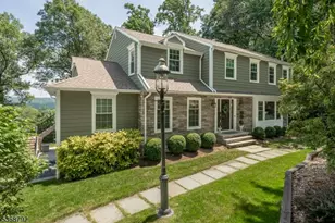 128 Candace Ln, Chatham Township, NJ 07928 - Photo 1