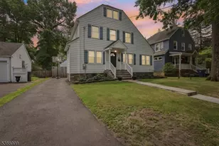 22 Laurel Pl, Fanwood, NJ 07023 - Photo 1