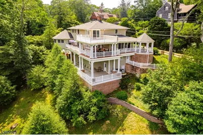 34 Sea View Ter, Middletown, NJ 07732 - Photo 1