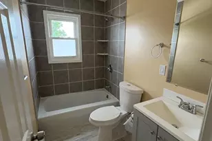 184 Meade St, Perth Amboy, NJ 08861 - Photo 6