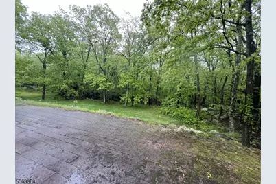 34 Lakeside Dr, Vernon, NJ 07461 - Photo 18