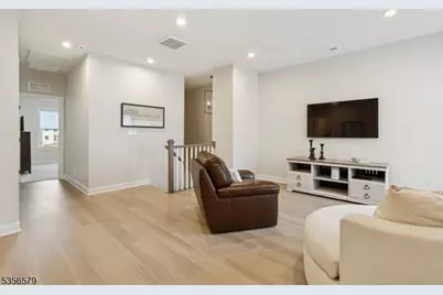 44 Willow Lane, Parsippany, NJ 07054 - Photo 16