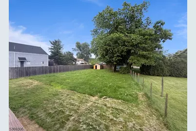 606 Vosseller Ave, Bound Brook, NJ 08805 - Photo 16